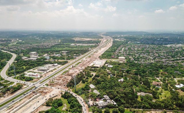 Royal Oak Estates by David Weekley Homes in San Antonio - photo