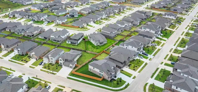 Sunterra Lakes image