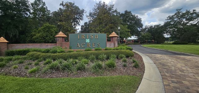 Irish Acres image