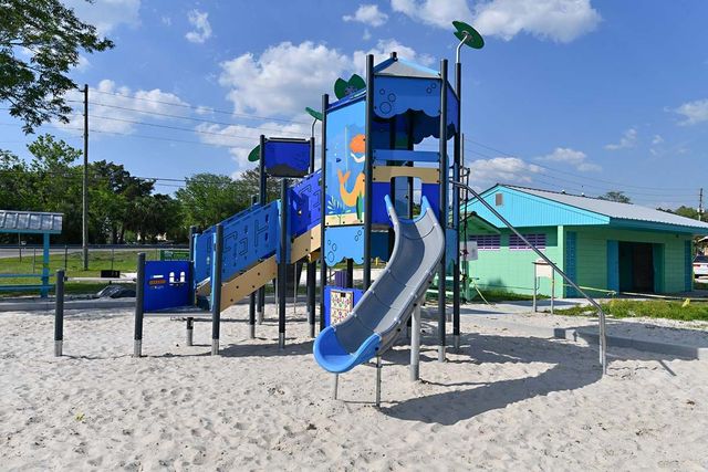 Pinecone Reserve image