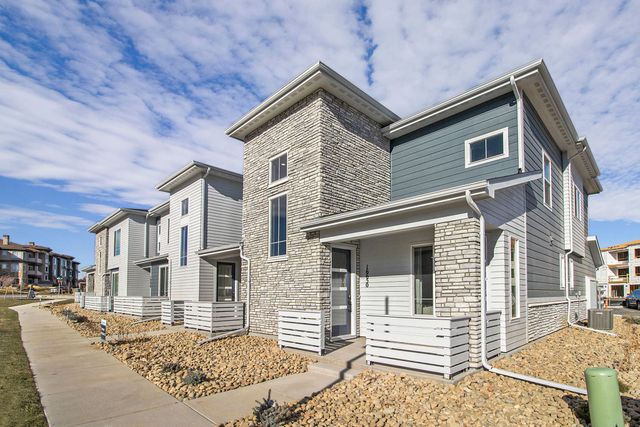 Stonegate Townhomes by Lokal Homes in Parker - photo