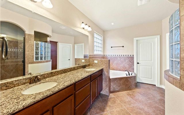 Comanche Ridge image