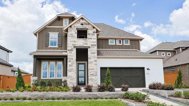 Grand Magnolia image