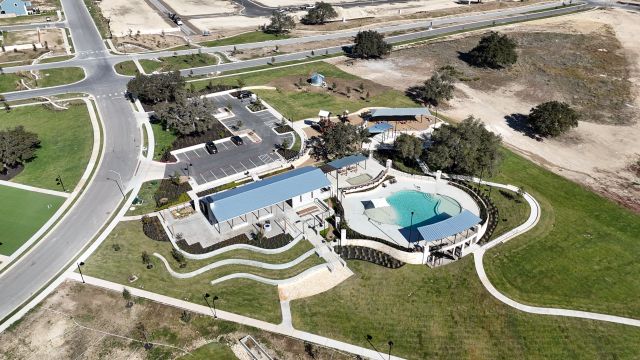 The Cottages at Lariat image