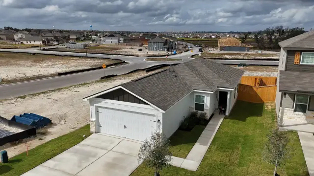 Cool Water at Sonterra image