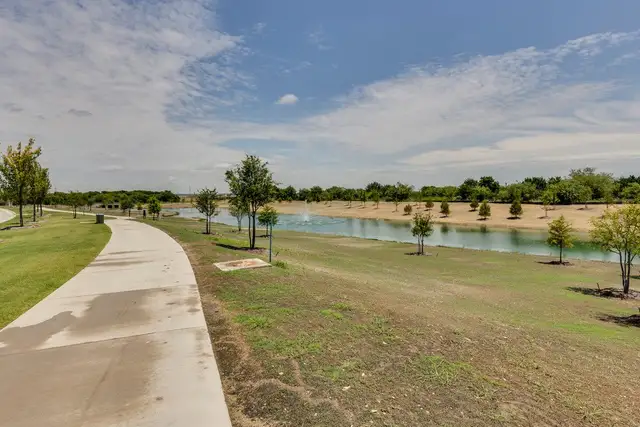 South Pointe Manor Series image