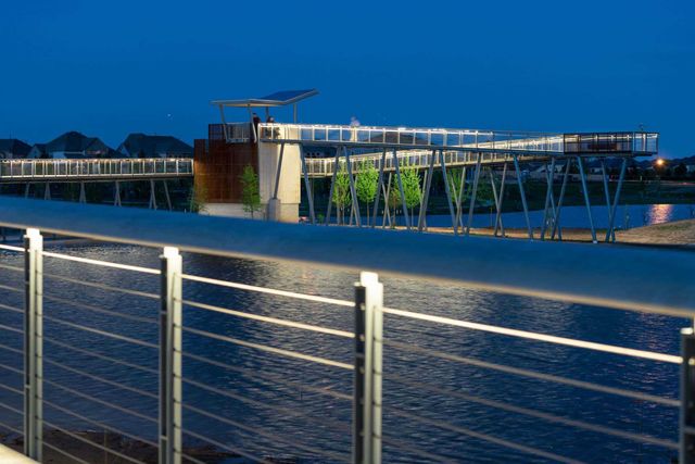 Bridgeland Central image