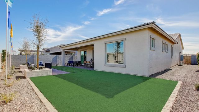 Mirada Crossing image