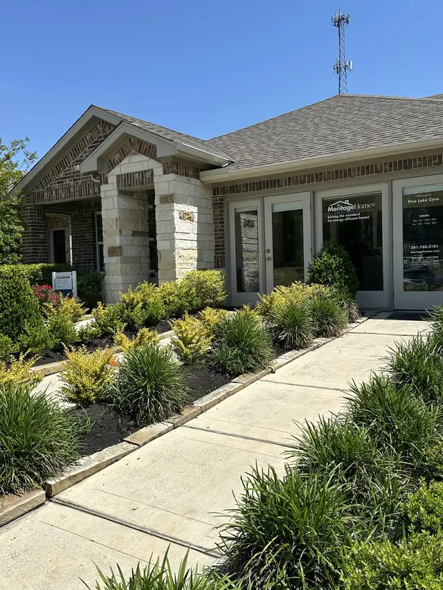 Pine Lake Cove - Traditional Series image