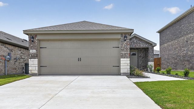Asher Oaks image