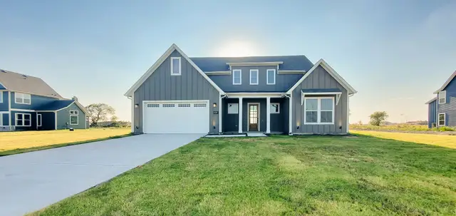 Lexington Heights image
