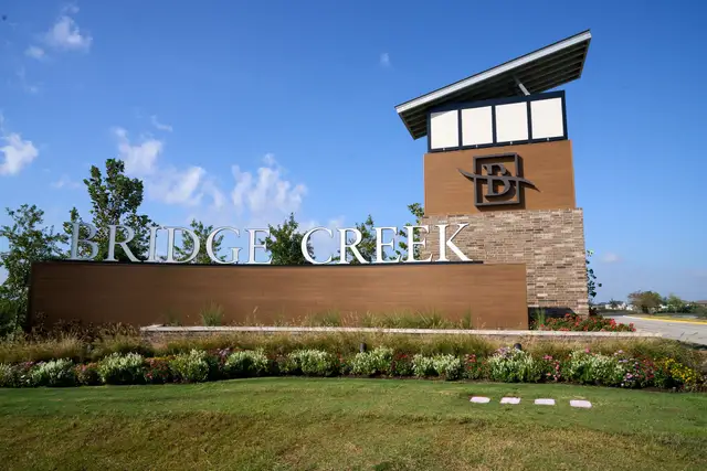 Bridge Creek 45s and 50s image