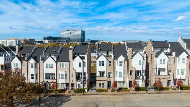 Cedar Branch by InTown Homes in Dallas - photo