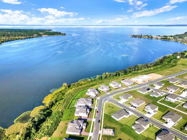 Lake Apopka Sound Emerald by D.R. Horton in Winter Garden - photo