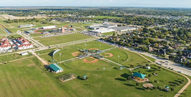 Live Oak Ranch by Lennar in Angleton - photo