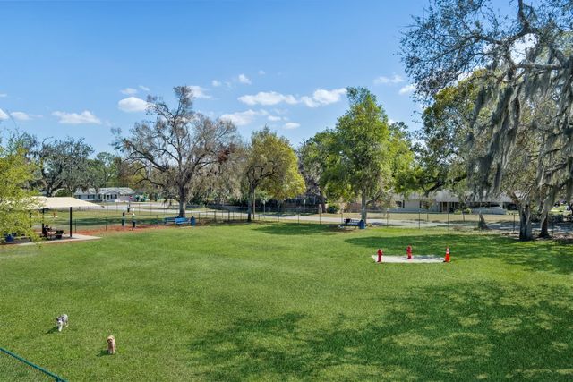 Chelsea Square image