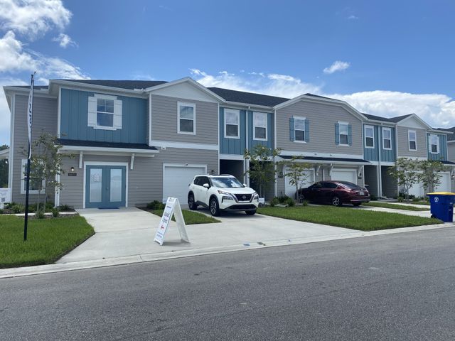 Mill Creek North Townhomes image