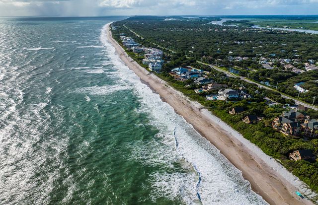 Harbor Isle by DiVosta in Vero Beach - photo