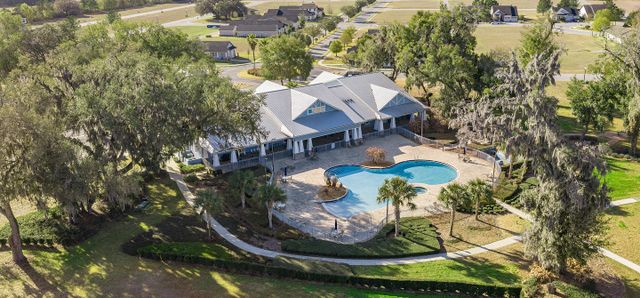 Grand Oaks Manor image