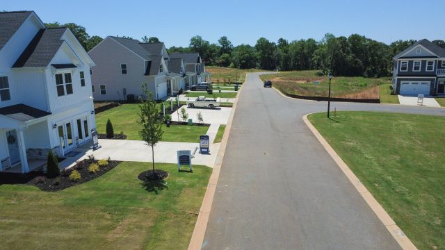 Halton Oaks image