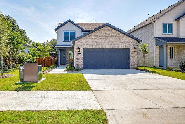 Hogan’s Cottages by Graham Hart Home Builder in Arlington - photo