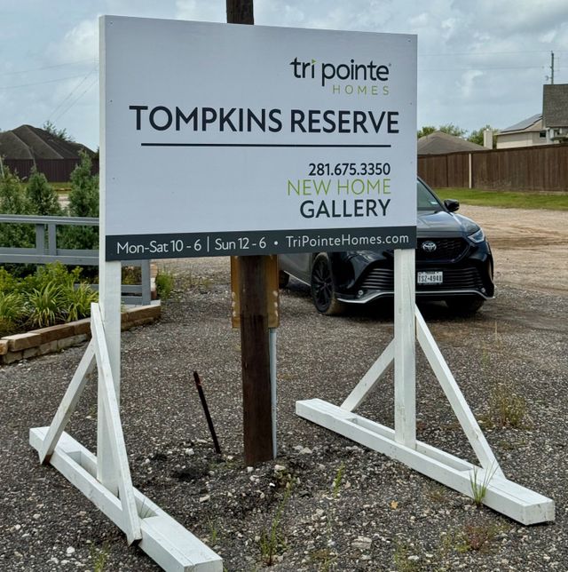 Tompkins Reserve image