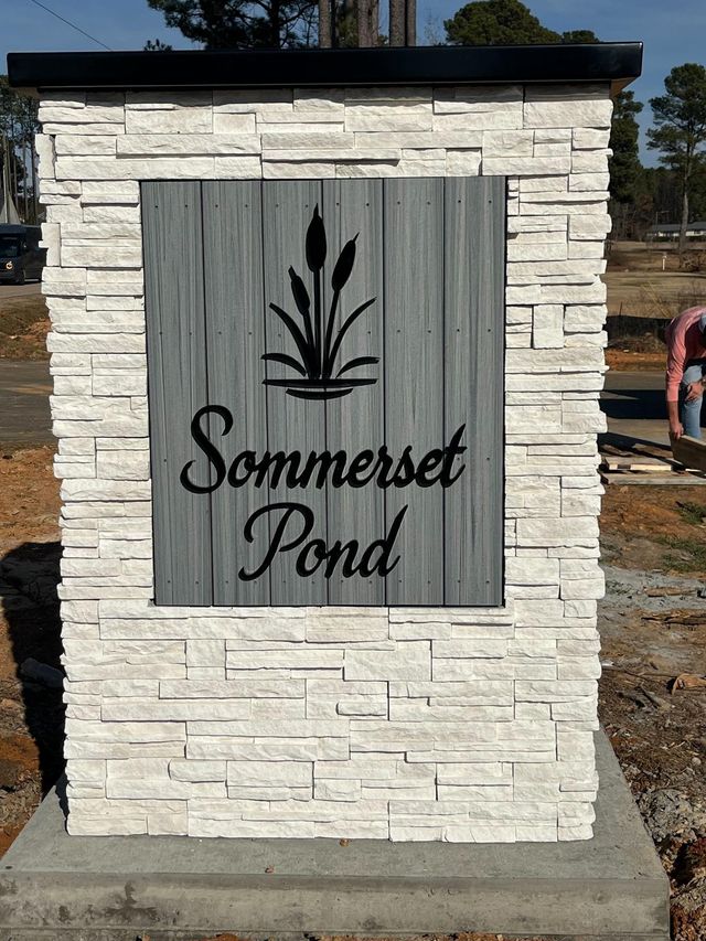 Sommerset Pond image