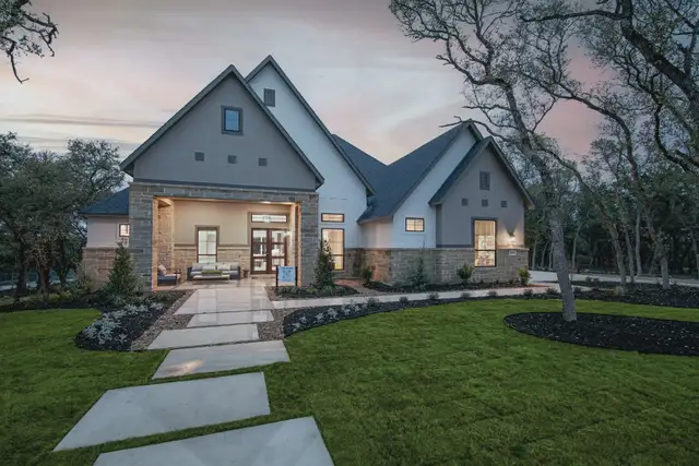 Heimer Estates at Garden Ridge image