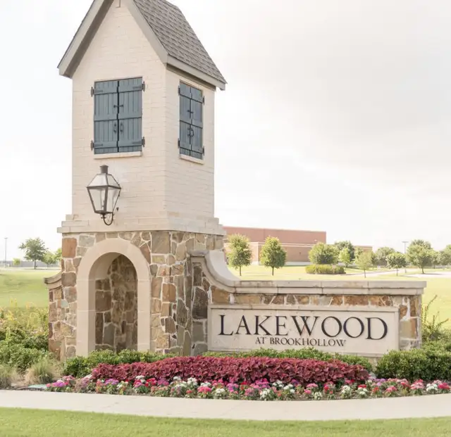 Lakewood at Brookhollow – 60′ image