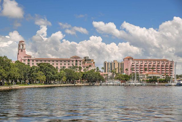 St. Pete – Urban Collection by David Weekley Homes in St. Petersburg - photo