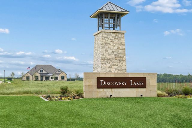 Discovery Lakes image