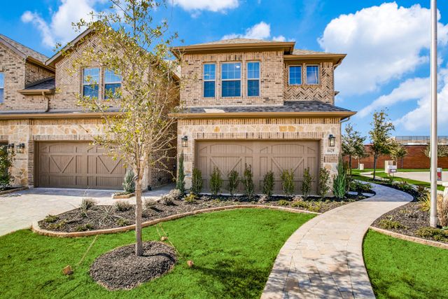 Harvard Villas by Megatel Homes in Plano - photo