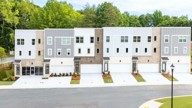Overlook at Peachtree Corners image