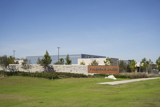 Fulshear Lakes image