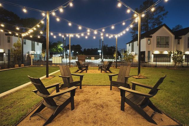 Highland Commons image