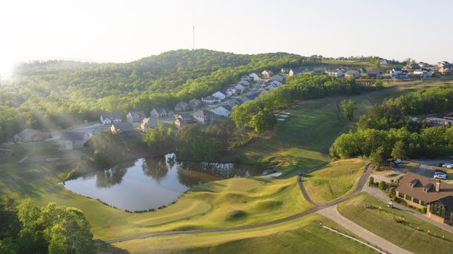 Horizon at Laurel Canyon image