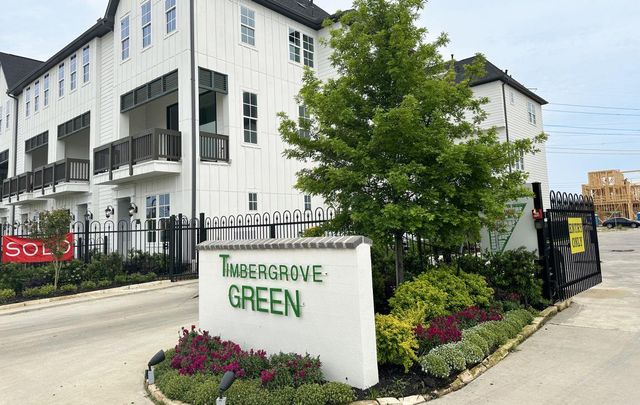 Timbergrove Green by InTown Homes in Houston - photo