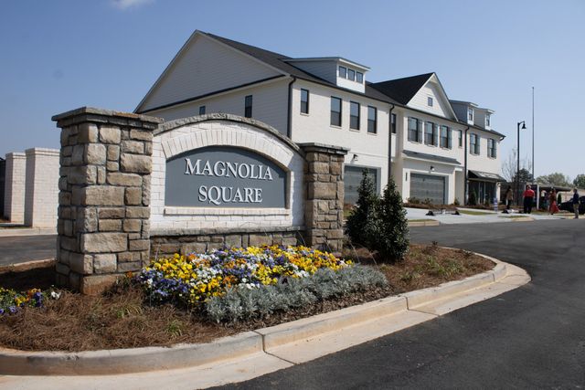 Magnolia Square image