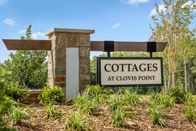 Cottages at Clovis Point image