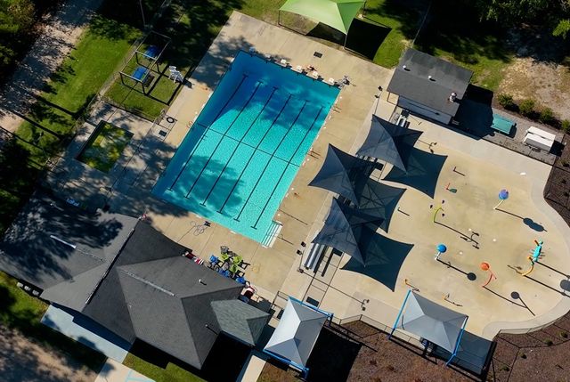 Chestnut Place image