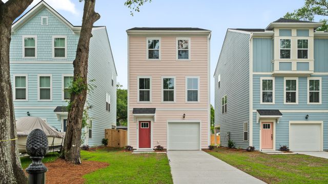 Park Circle Single Family Homes image