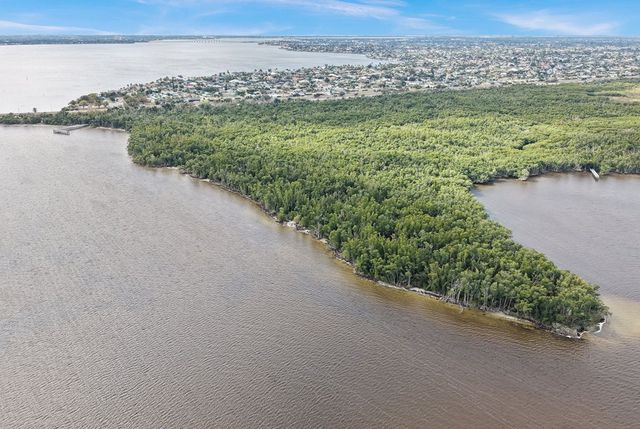 Palmetta Pines Townhomes image