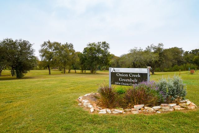 Marble Creek Crossing image