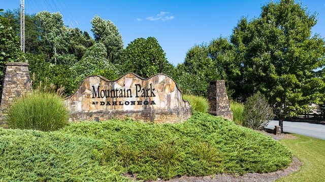 Mountain Park image