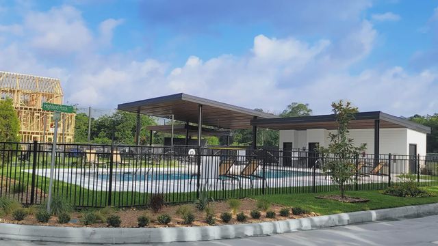 Highland Commons image