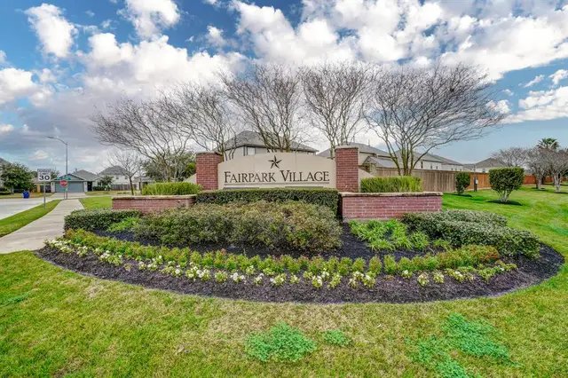 Fairpark Village image