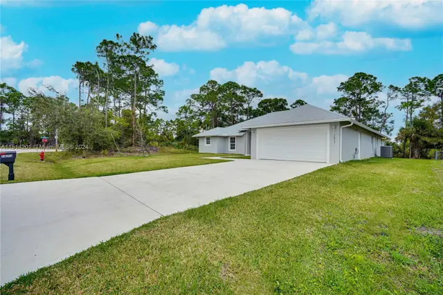 Port St Lucie image