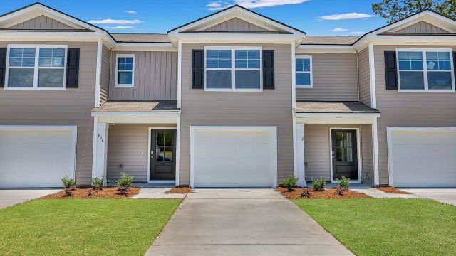 Pearson TH by D.R. Horton - image