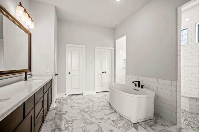 McKenzie 3437.3 by J. Patrick Homes - image