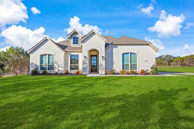 Reserve at Grand Oaks by Cheldan Homes in Weatherford - photo